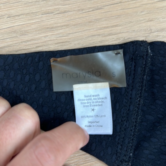 Marysia black Antibes scalloped top in size small - Picture 3 of 3